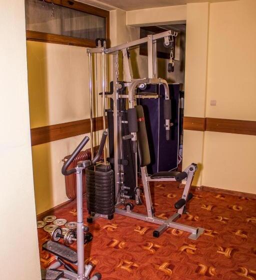 Family Hotel Ivel   семеен хотел ивел