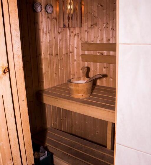 Family Hotel Ivel   семеен хотел ивел