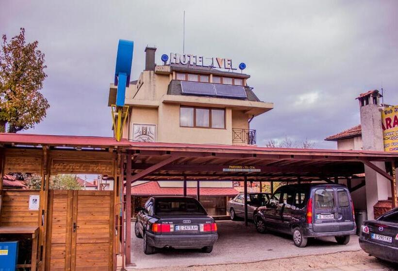 Family Hotel Ivel   семеен хотел ивел