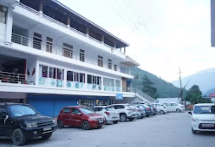 Hotelli 7 Eleven Dirang