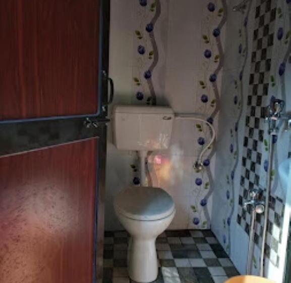 בית מלון כפרי Ashray Angul