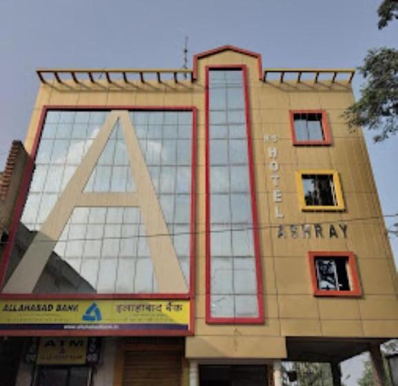 בית מלון כפרי Ashray Angul