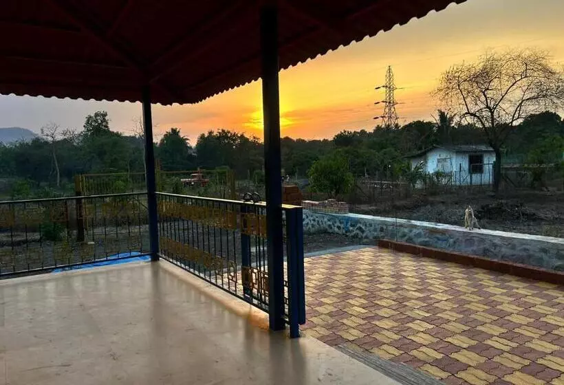 Hotelli Asmi Palace, Bhaimala, Alibag