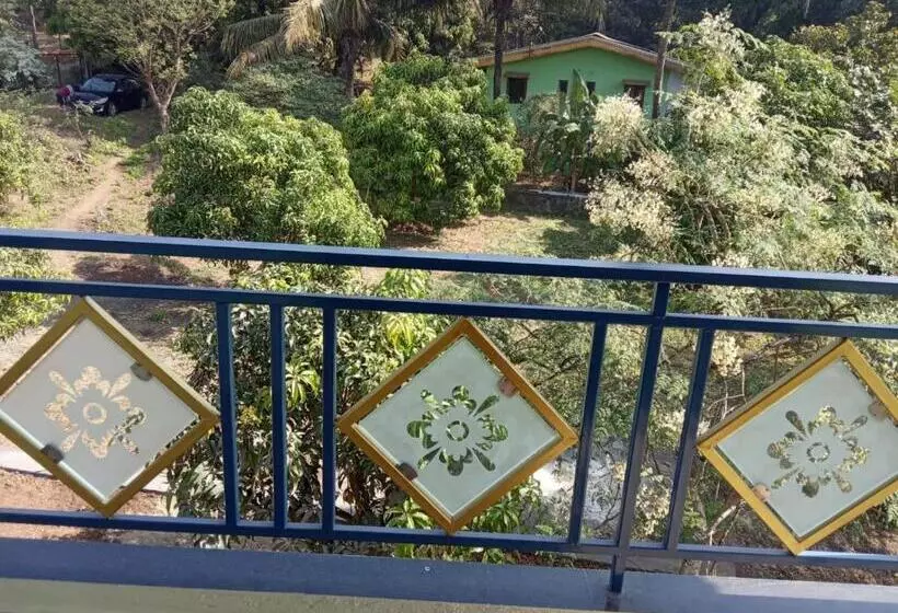 Hotelli Asmi Palace, Bhaimala, Alibag
