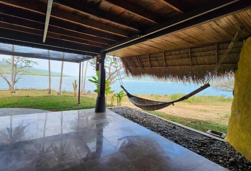 Hotel Earth Elements Eco Resort