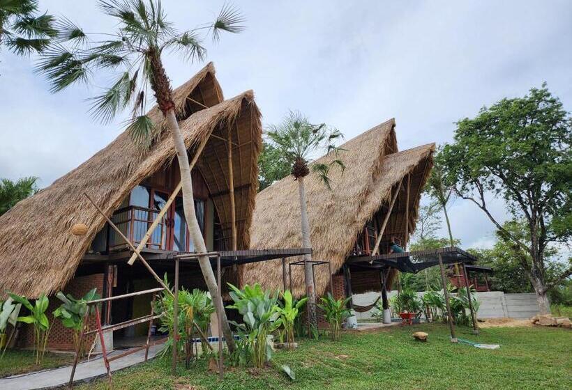 Hotel Earth Elements Eco Resort