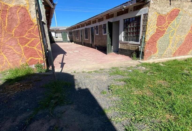 هتل Enkanasa Garden Nanyuki