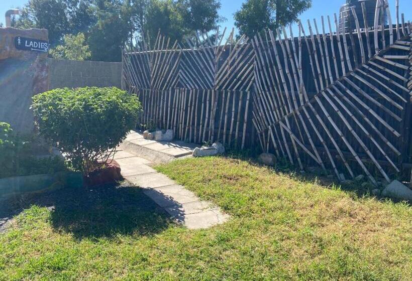 هتل Enkanasa Garden Nanyuki