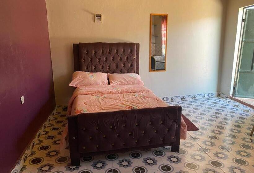 هتل Enkanasa Garden Nanyuki