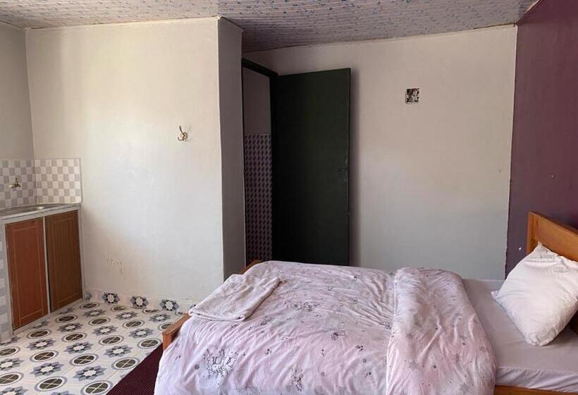 هتل Enkanasa Garden Nanyuki