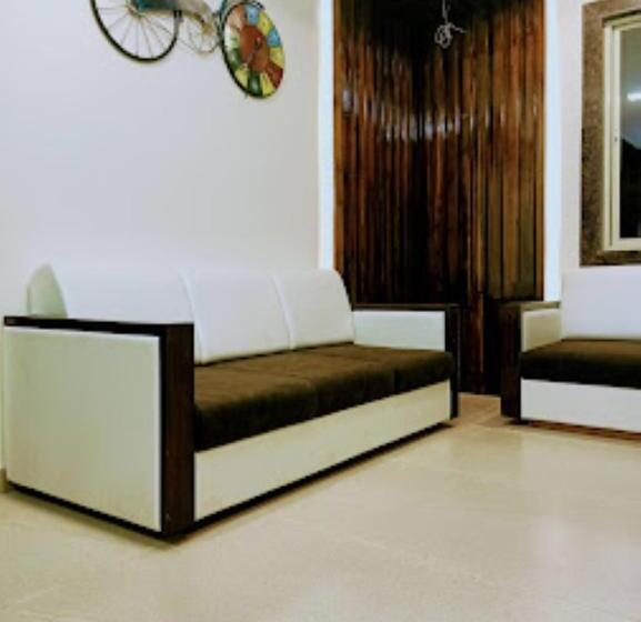 בית מלון כפרי Moriya Inn,sanawad