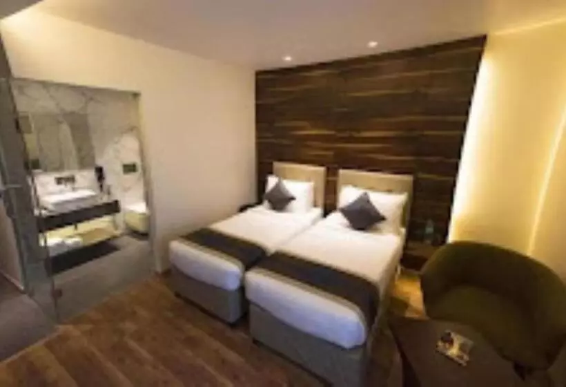 Hotelli Pemaling Lords Inn Dirang