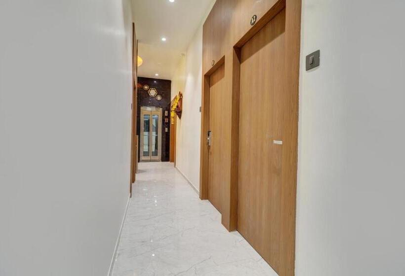 Hotel Radhe Residency