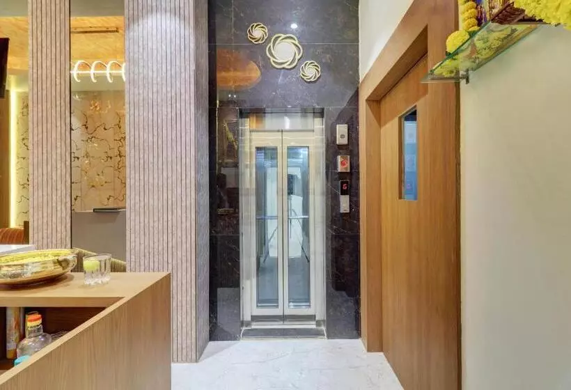 Hotelli Radhe Residency