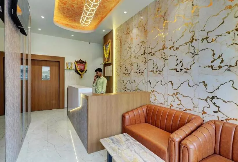 Hotelli Radhe Residency