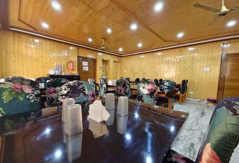 ホテル Seven Hills Resort Srinagar By Him Haults Hospitality