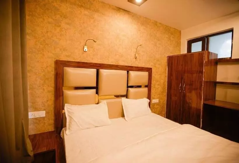 ホテル Seven Hills Resort Srinagar By Him Haults Hospitality