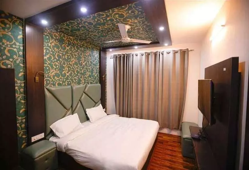 ホテル Seven Hills Resort Srinagar By Him Haults Hospitality
