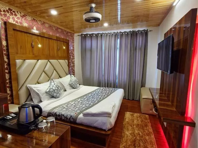 ホテル Seven Hills Resort Srinagar By Him Haults Hospitality