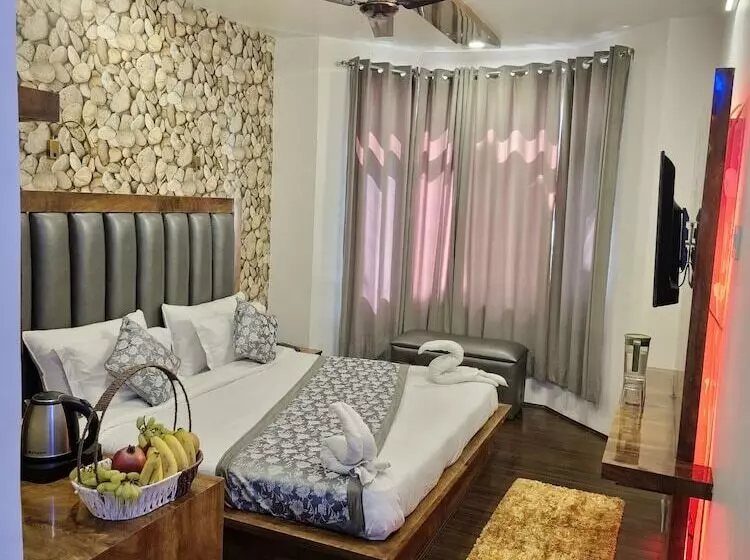 ホテル Seven Hills Resort Srinagar By Him Haults Hospitality