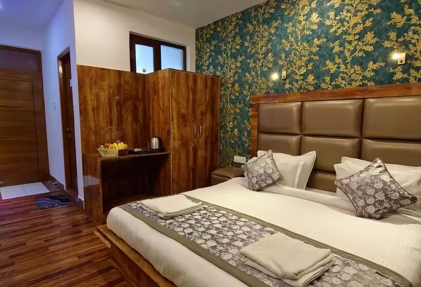 ホテル Seven Hills Resort Srinagar By Him Haults Hospitality