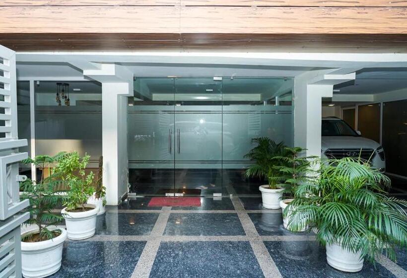 호텔 Limewood Stay   Executive Huda City Center