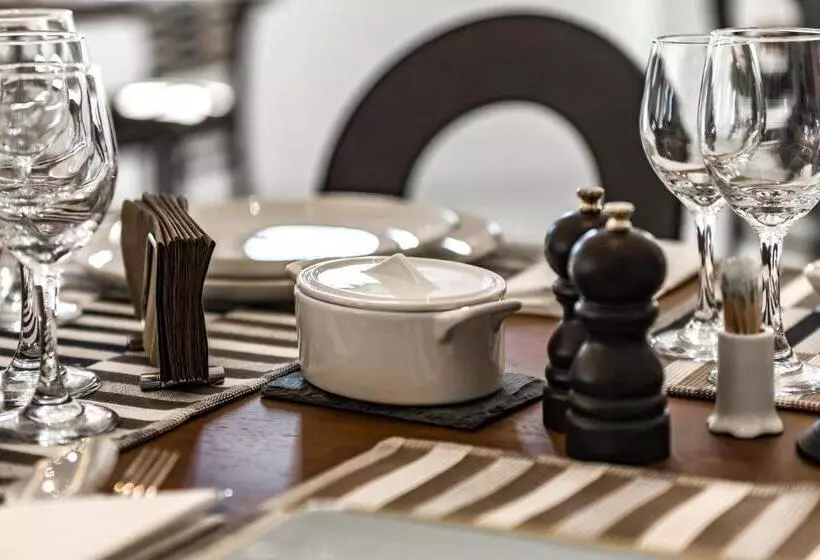 ペンション Cerdac Cotesti