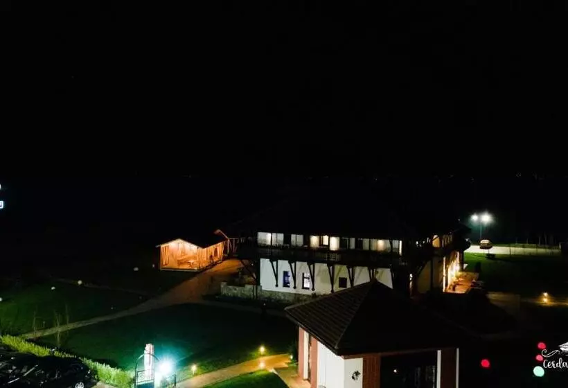 ペンション Cerdac Cotesti