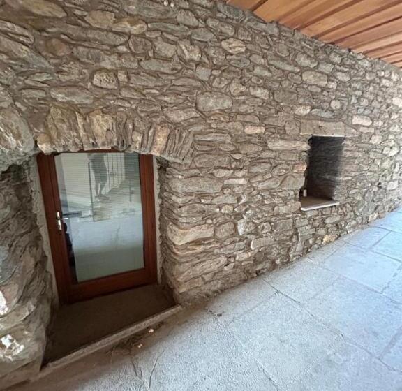 Пансион La Maison Jaune