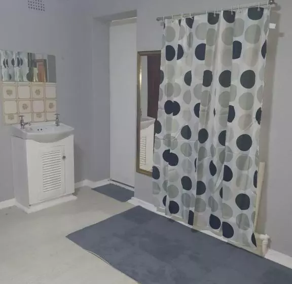ペンション Thornton Room
