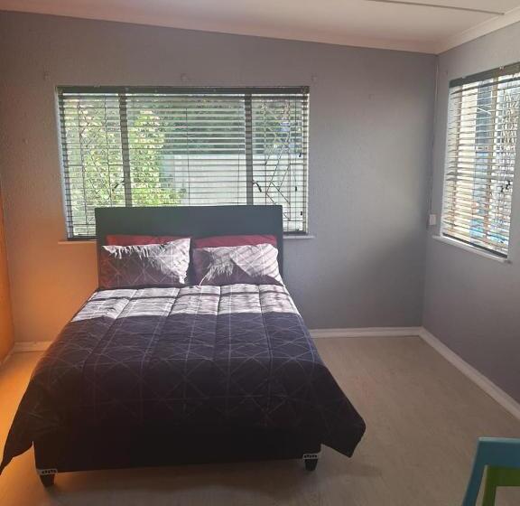 بنسيون Thornton Room