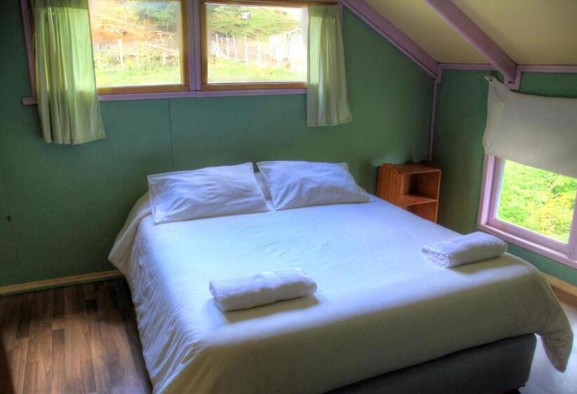 פנסיון Turismo Rural Los Alpes