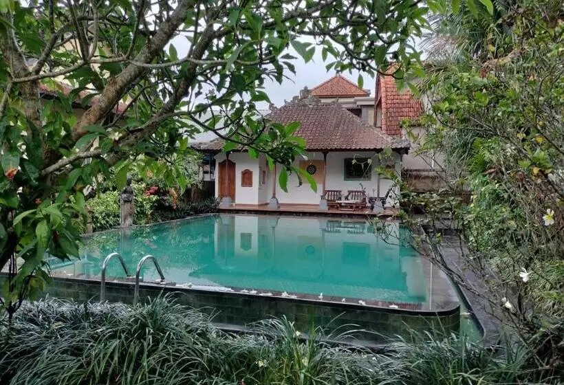 ペンション Ubud Royal Villa