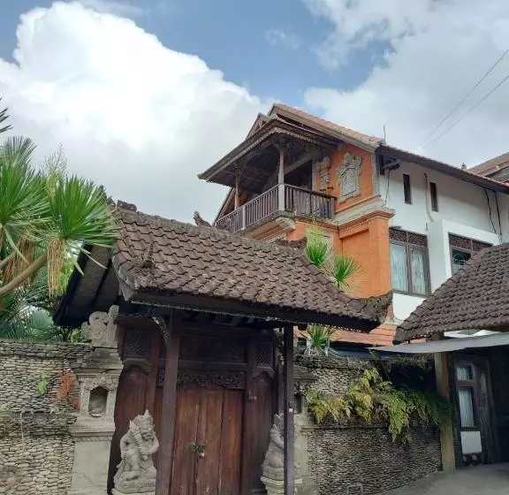 ペンション Ubud Royal Villa
