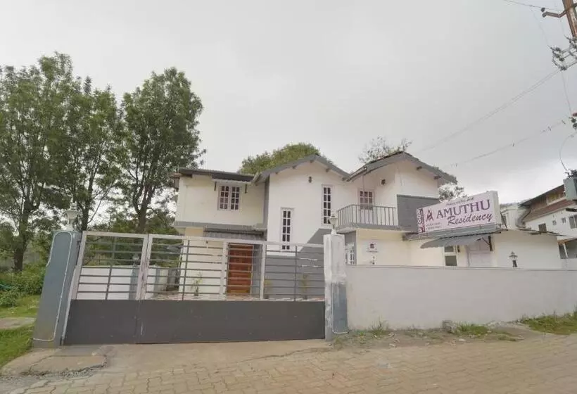 リゾートホテル Amuthu Residency