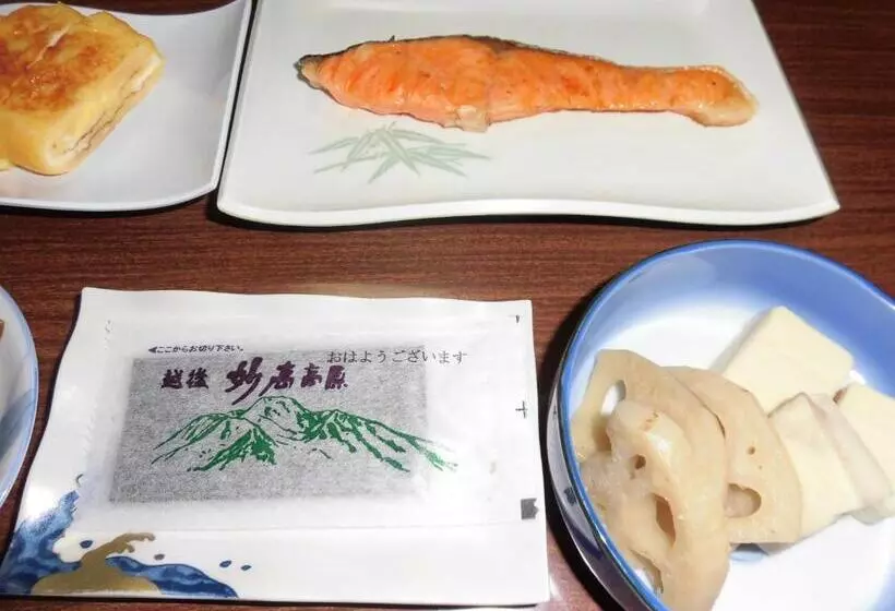 旅館 Morishigesou