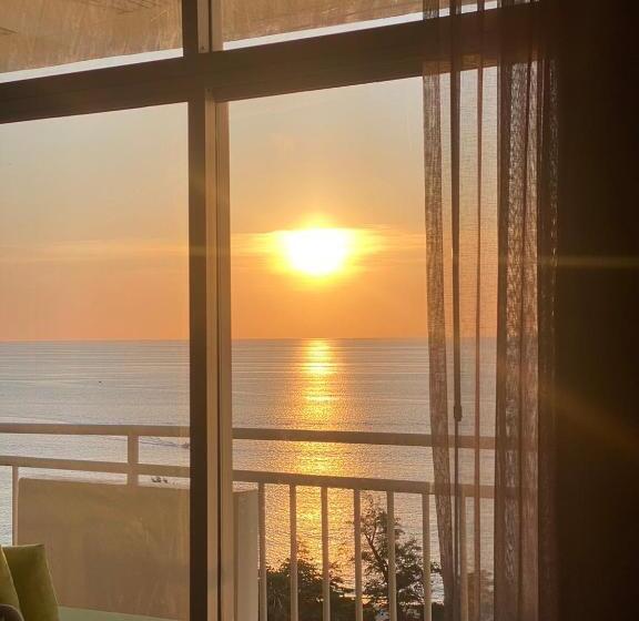 Waterfront Suites Phuket By Centara New