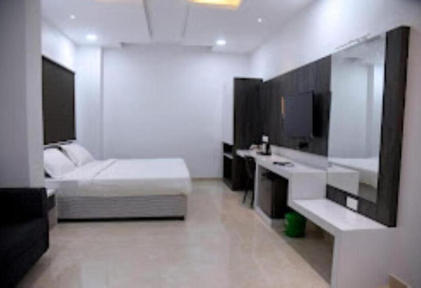 Ambika Hotel,burhanpur