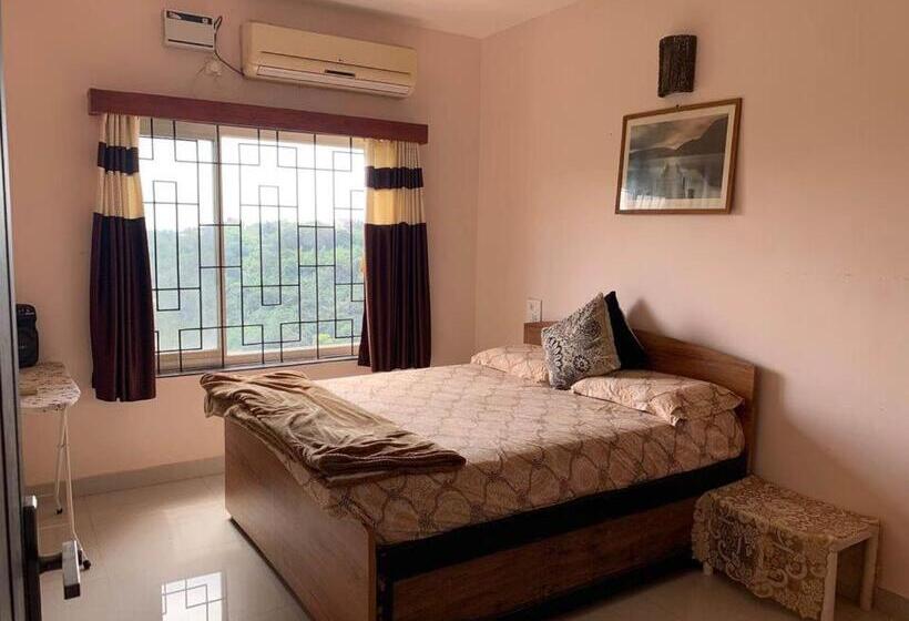 ベッドアンドブレックファースト Homestay Peshkopi