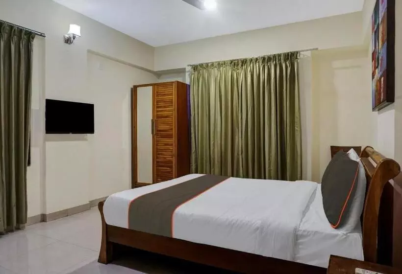 Fabhotel Grandeur
