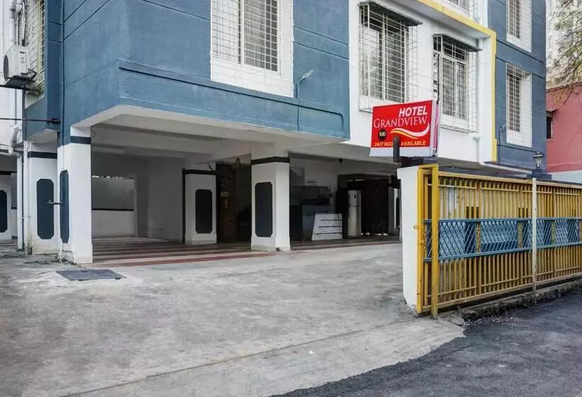 Fabhotel Grandeur