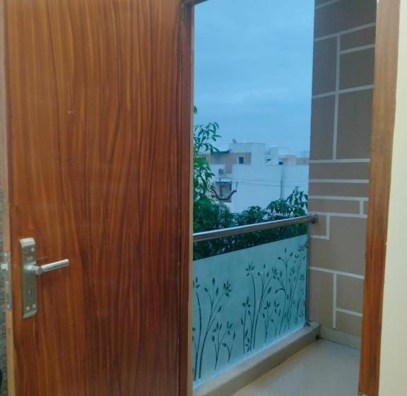 Hotel Alif Serviced  Apartments