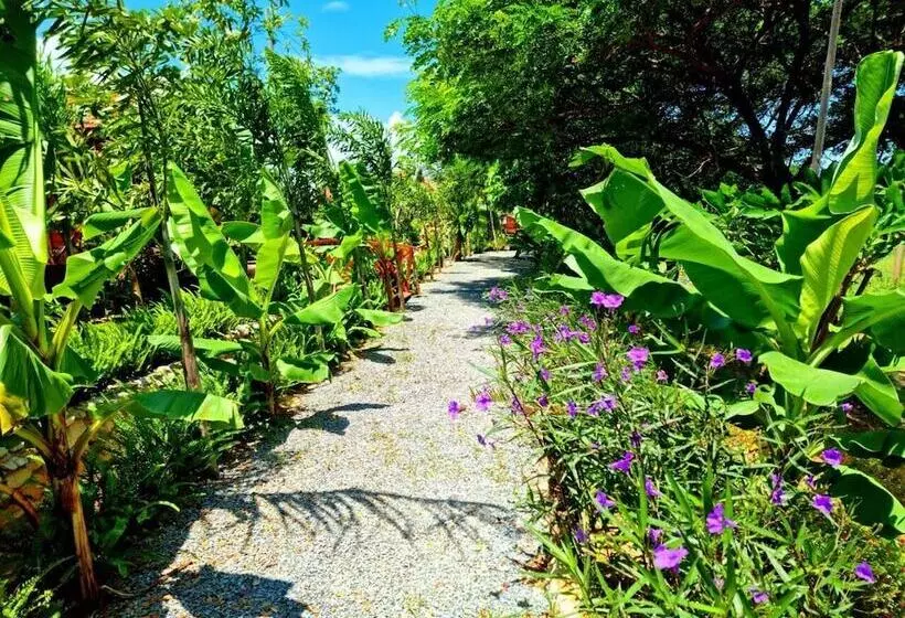 Hotelli Chomka Thnong Resort