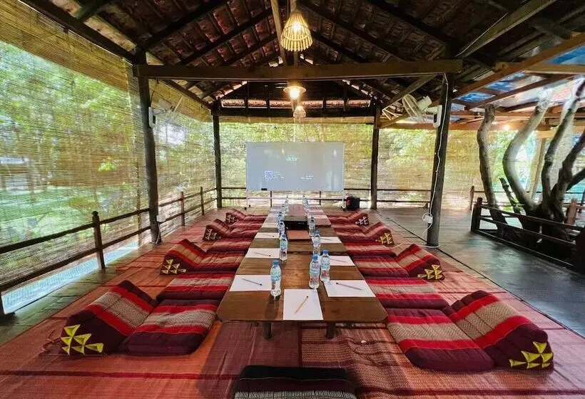 Hotelli Chomka Thnong Resort