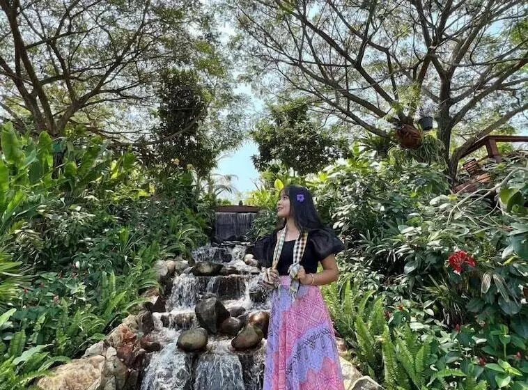 Hotelli Chomka Thnong Resort