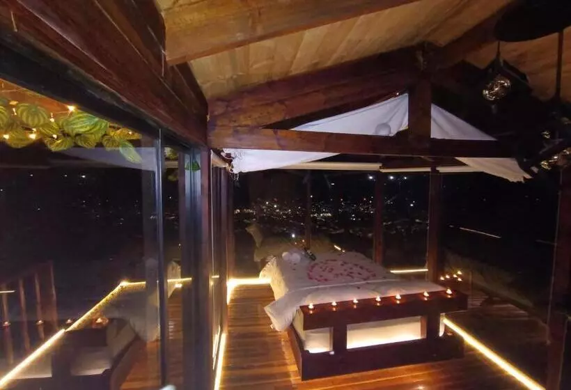 Kapselihotelli Chiamox Glamping