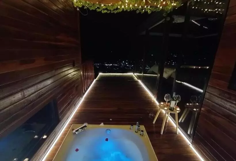 Kapselihotelli Chiamox Glamping