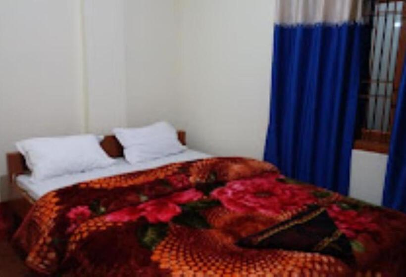 Hotel Dengchem Bomdila