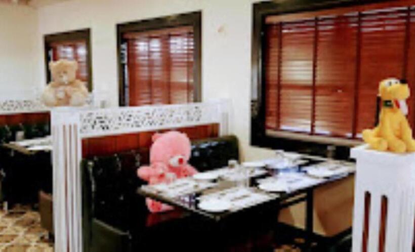 בית מלון כפרי King S Imperial , Kiratpura