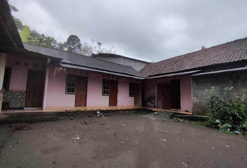 酒店 Oyo 93395 Pondok Wisata Sekar Kemuning